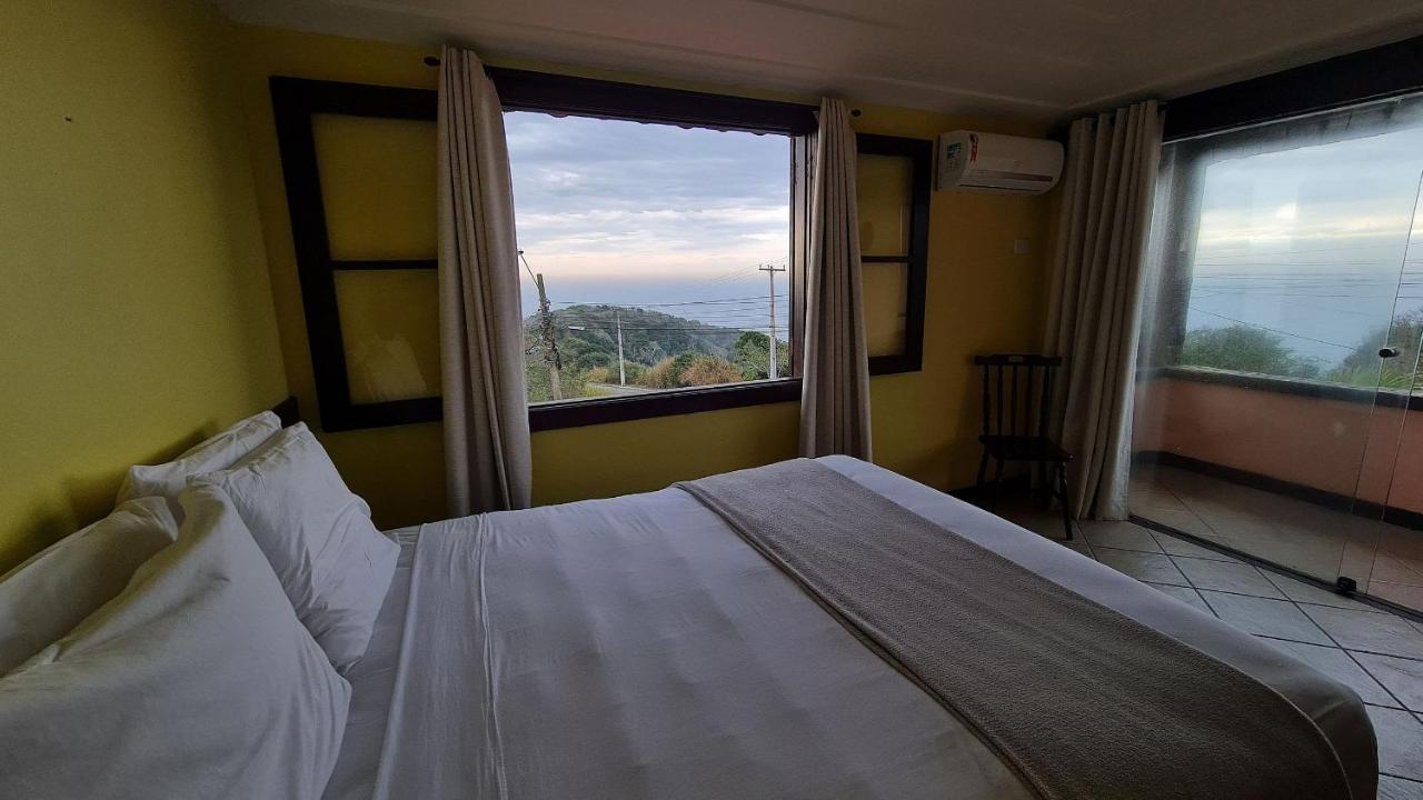Mirante Dos Papagaios Armacao dos Buzios